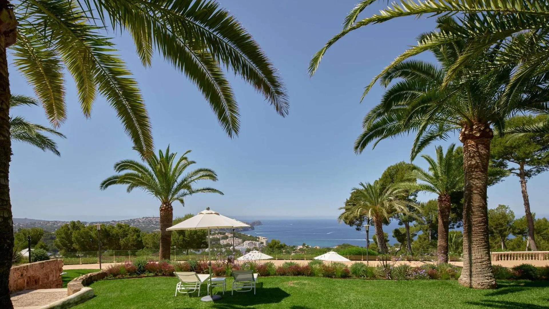 Hilton Mallorca Galatzo Peguera 5*,
